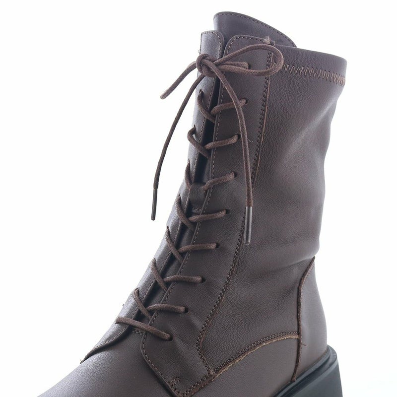 足のコンディションに合わせて筒幅を調節できるのも嬉しい