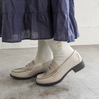 グレージュ