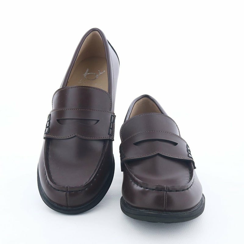 オンオフ問わず、幅広くスタイリングできる万能アイテムです