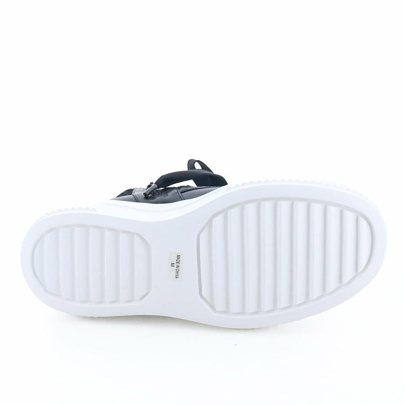 昨年モデルよりも少し傾斜を付けたことでより歩きやすくなりました