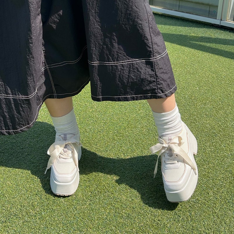 スタッフ着用：アイボリー