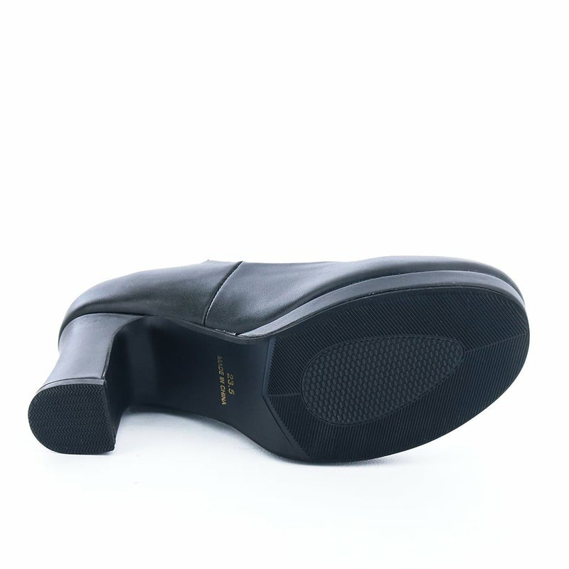 ストームの厚みでヒール傾斜は6.0cmほど