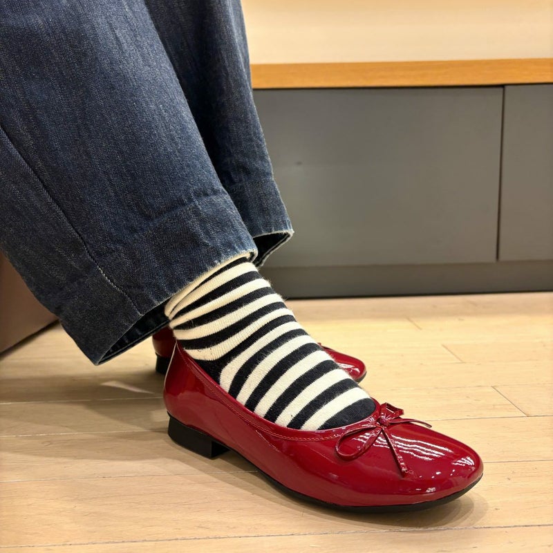 スタッフ着用：ワイン