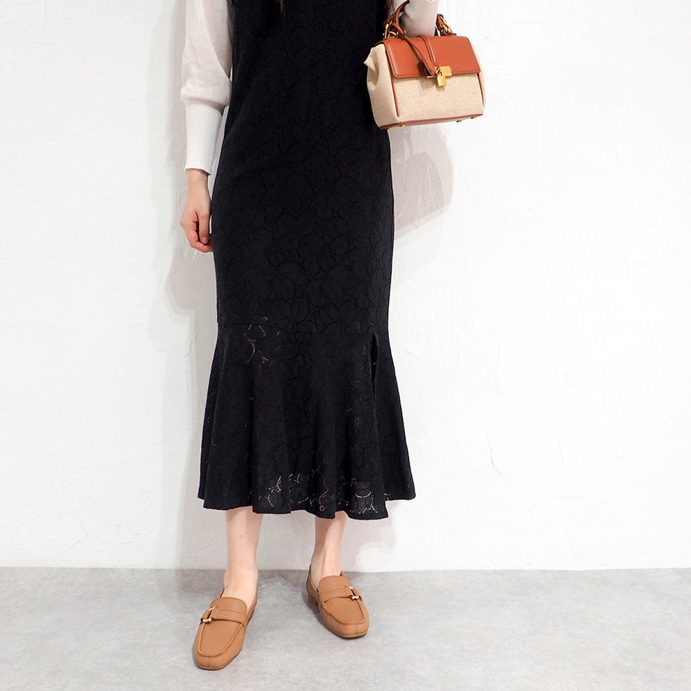 ライトブラウン