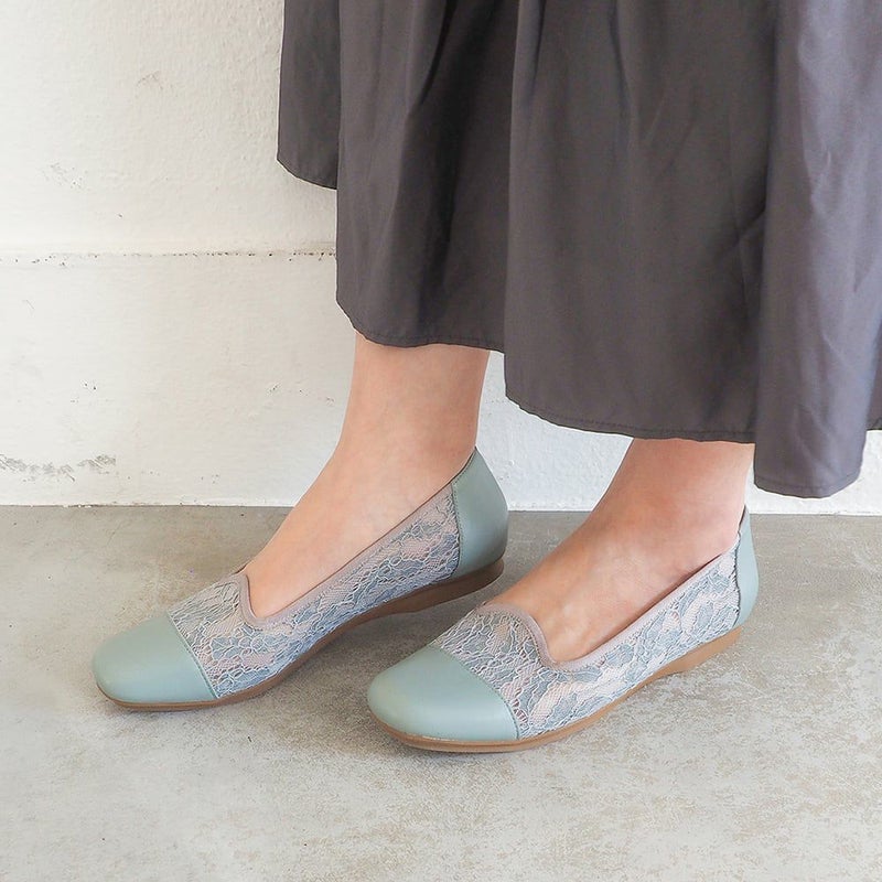 ライトグリーン