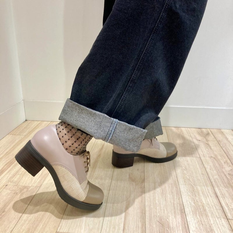 スタッフ着用：グレージュコンビ