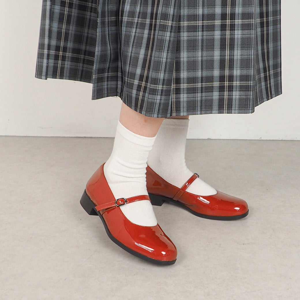 レッドブラウン