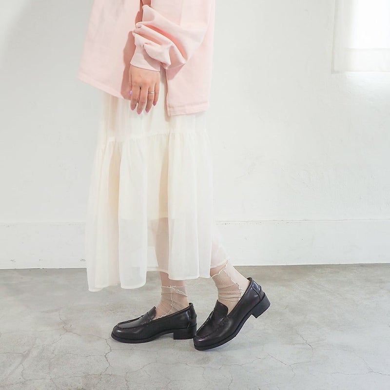 ダークブラウン