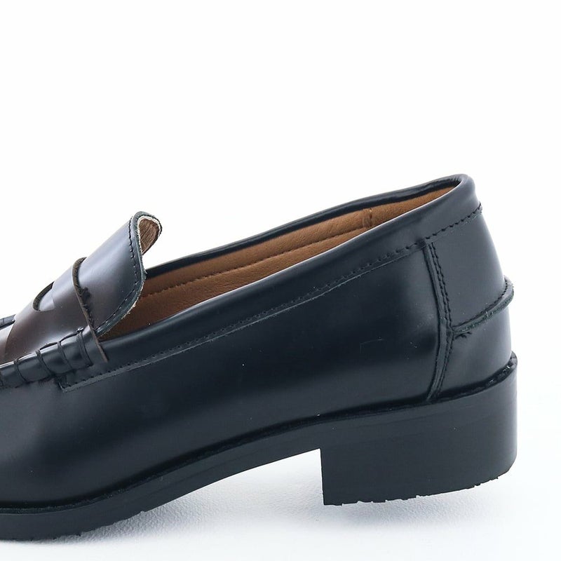 ヒールの高さ：約3.0cm