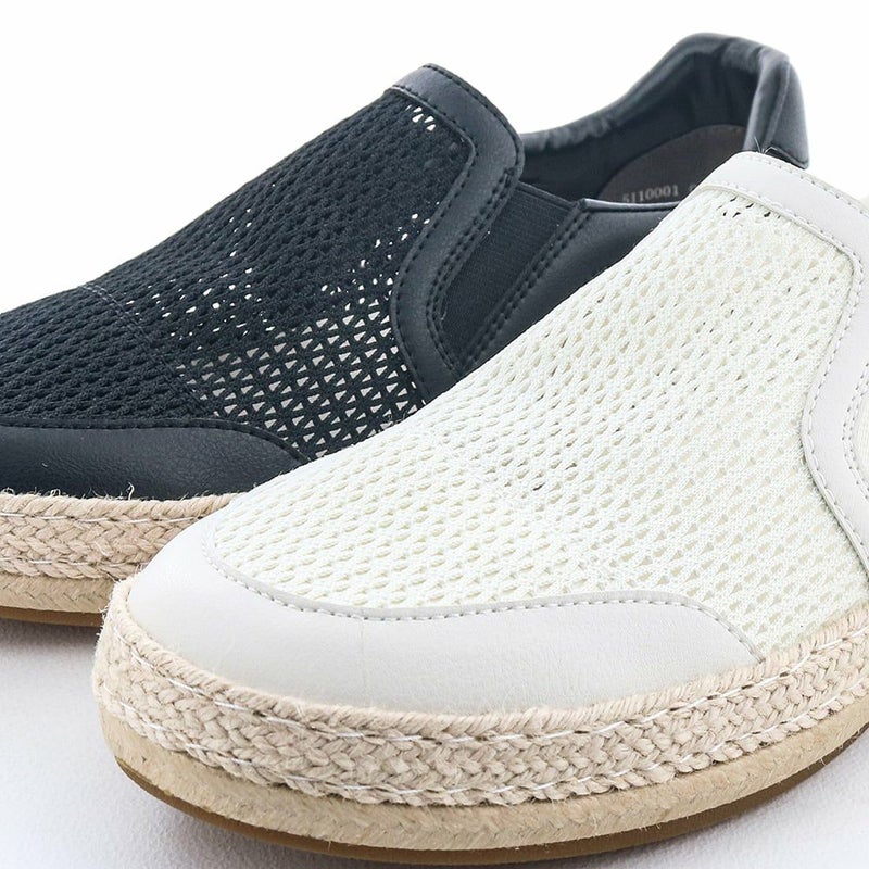 シンプルなメッシュ素材でカジュアルに（ブラック・オフホワイト）