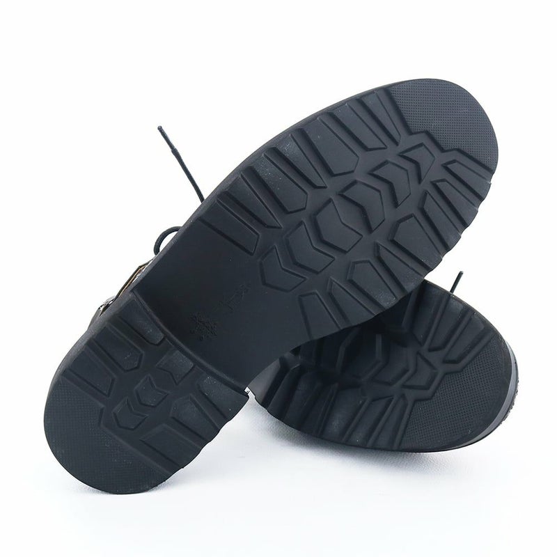 あしながおじさんで人気の軽量ソールを採用。1日履いても疲れない！