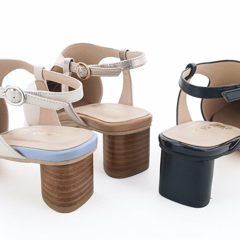 中底巻きがさり気ないアクセントになっています