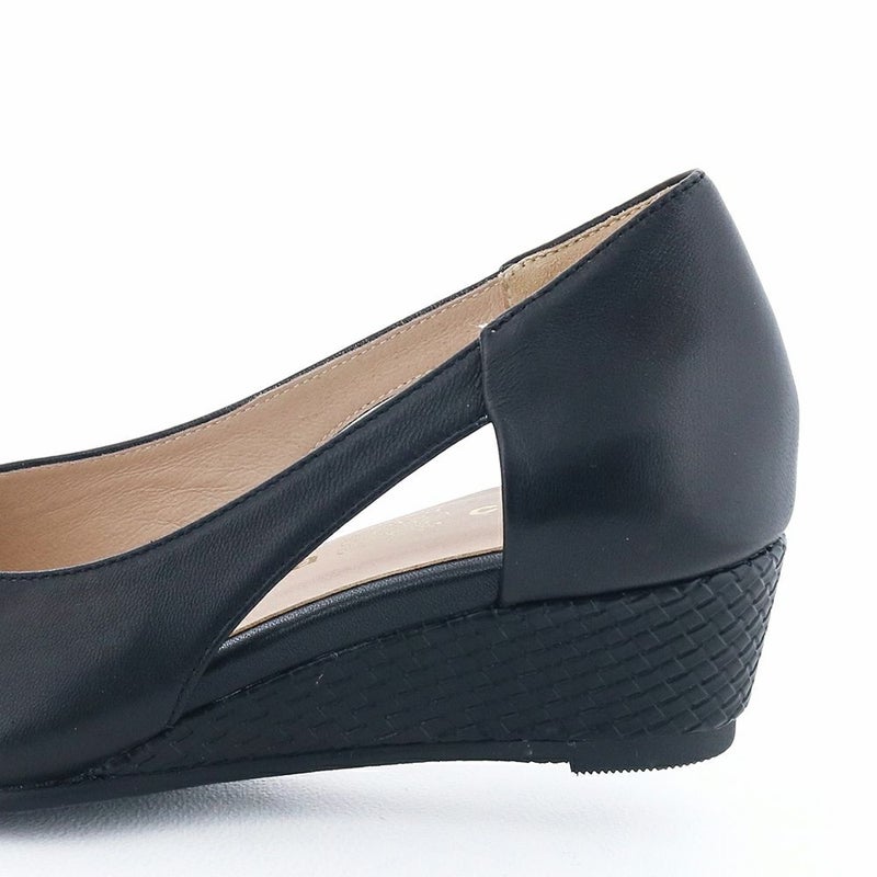 ヒールの高さ：約4.0cm