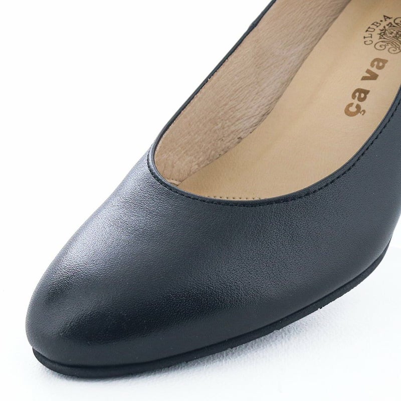 ブラック：スムースレザーでセレモニーやお仕事シーンにも◎