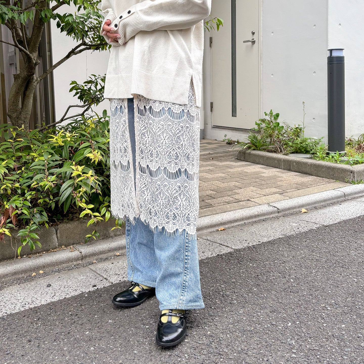スタッフ着用：ブラック