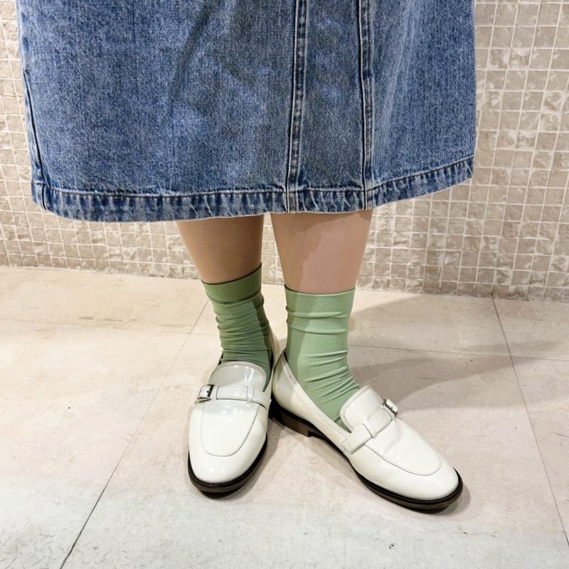 スタッフ着用：オフホワイト