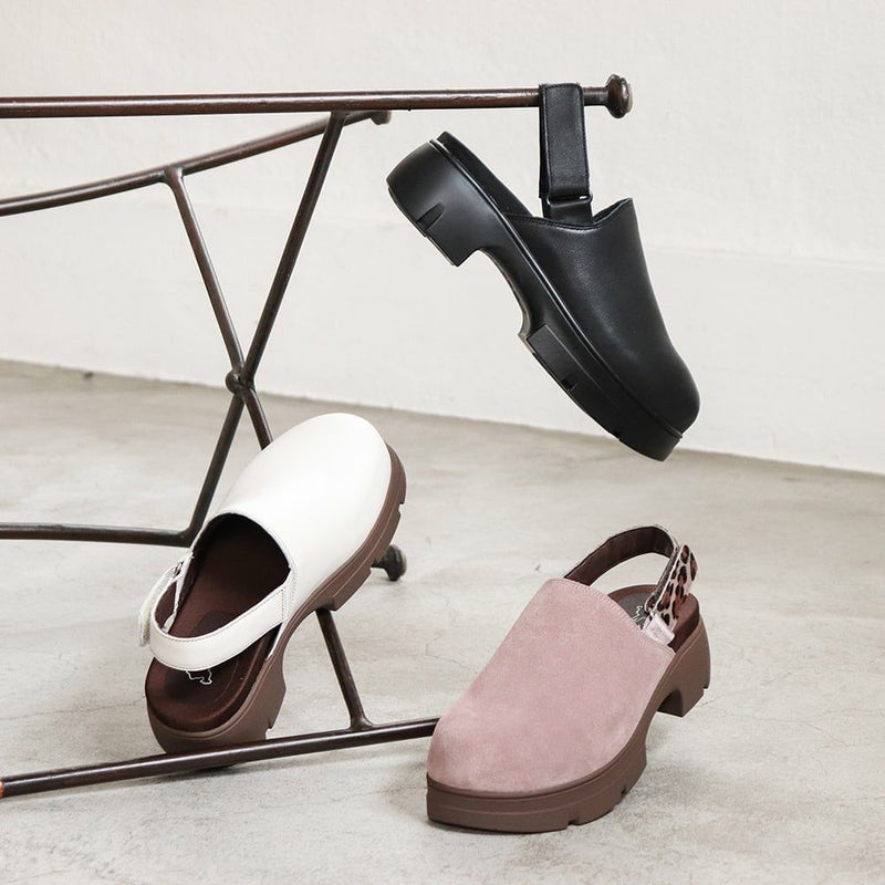 フットベッドサボサンダル