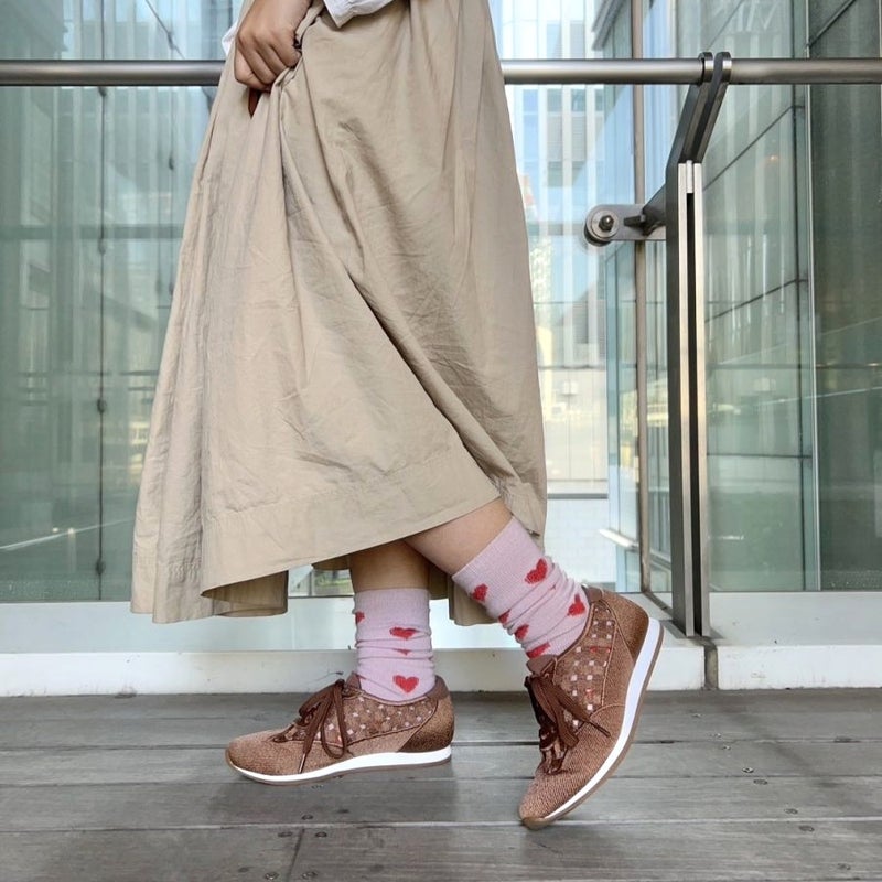 スタッフ着用：ブラウン