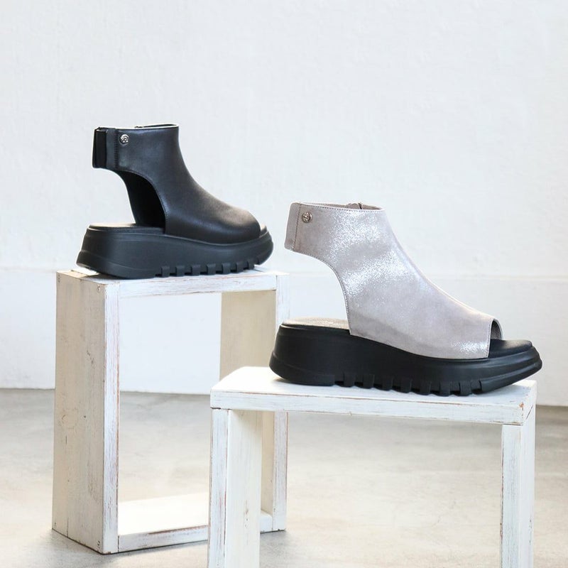  厚底ブーツサンダル