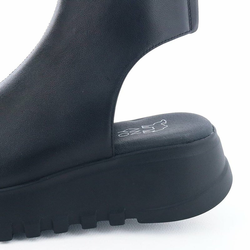 ヒールの高さ：約5.5cm