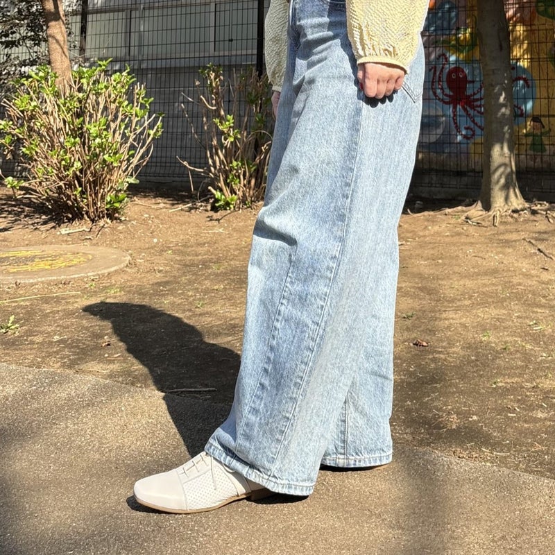 スタッフ着用：オフホワイト