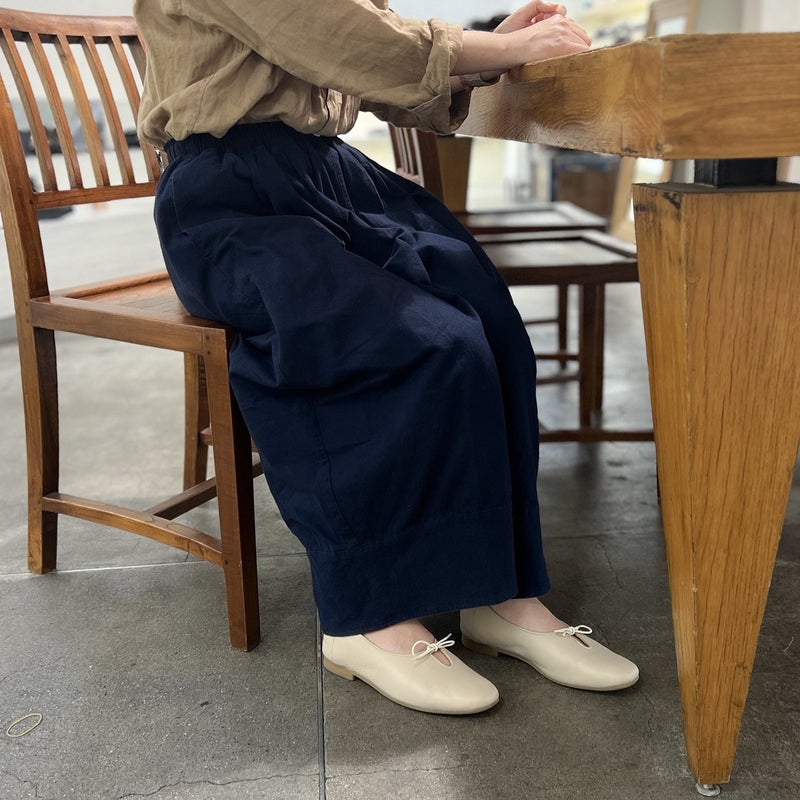 スタッフ着用：ベージュ