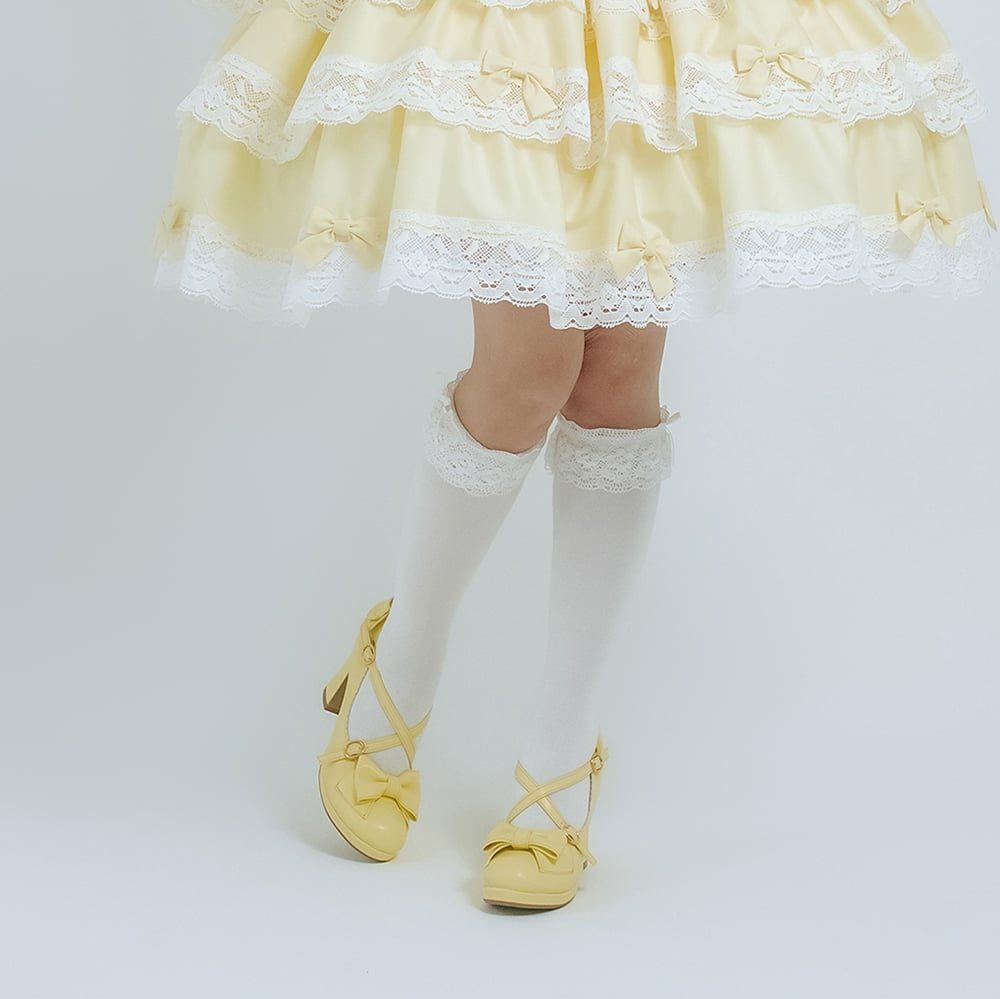 イエロー