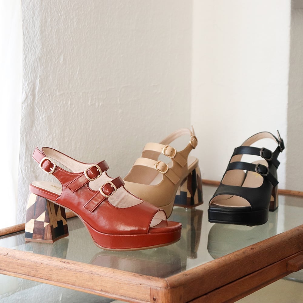 厚底バックスリングサンダル