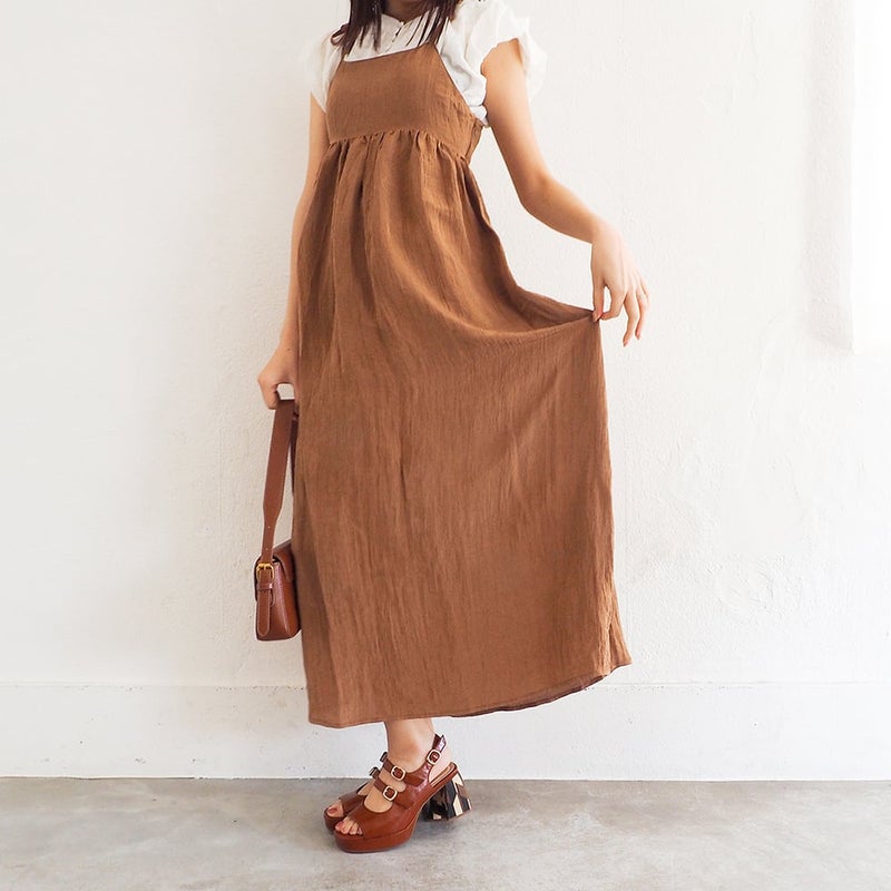 レッドブラウン