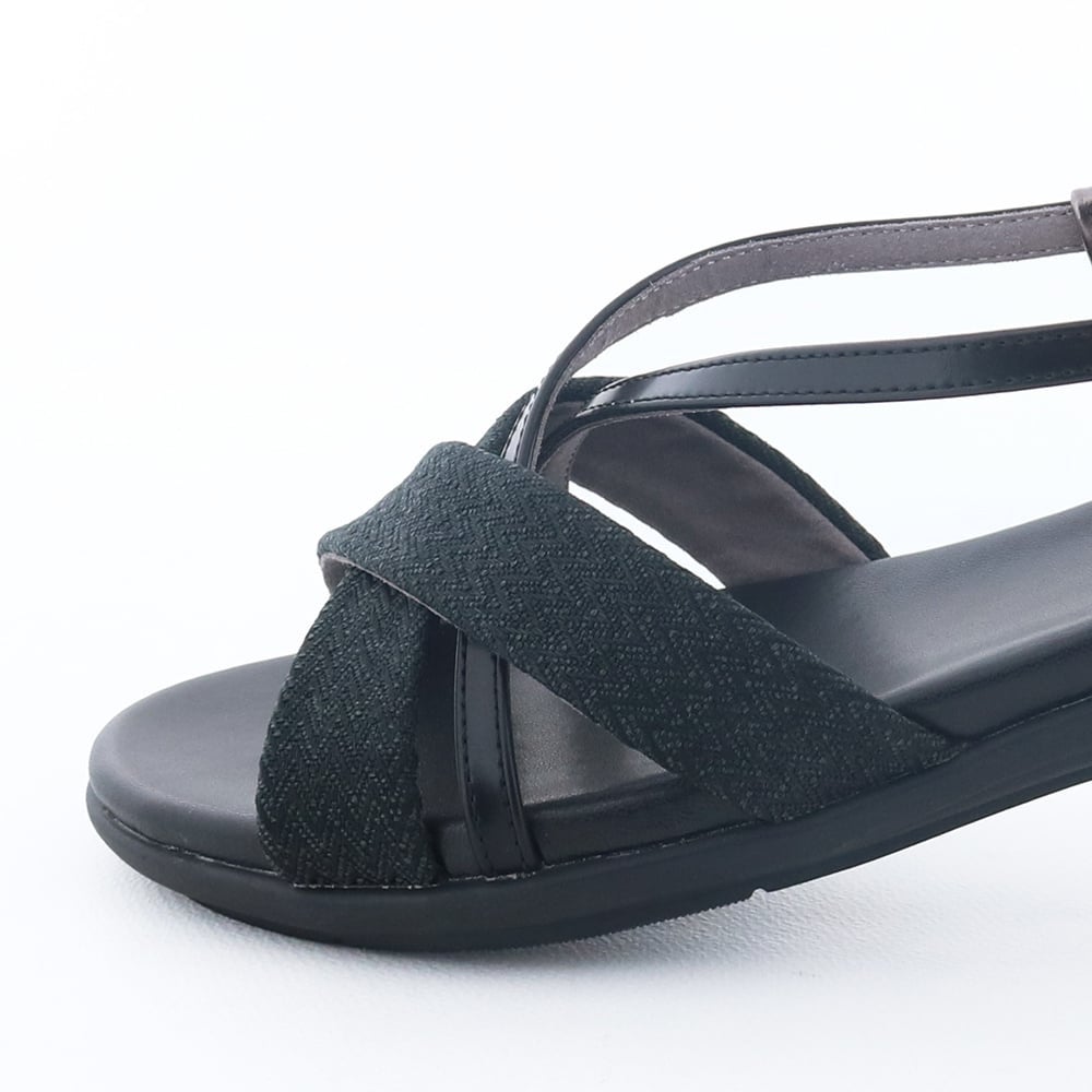 前底の厚さ：約1.5cm