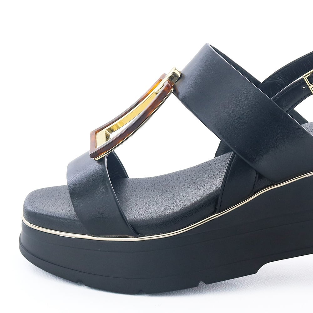 前底の厚さ：約3.5cm