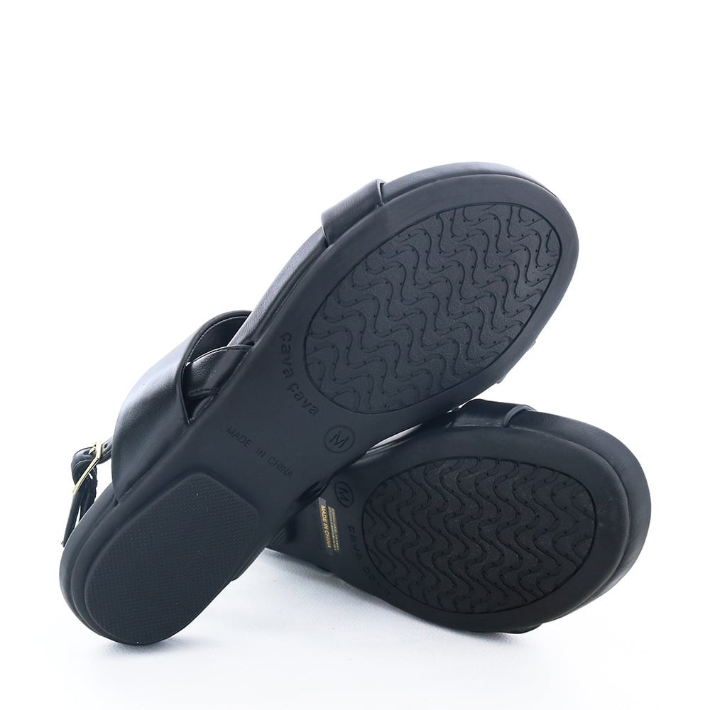 ブランドオリジナルソールでリラックスした履き心地です