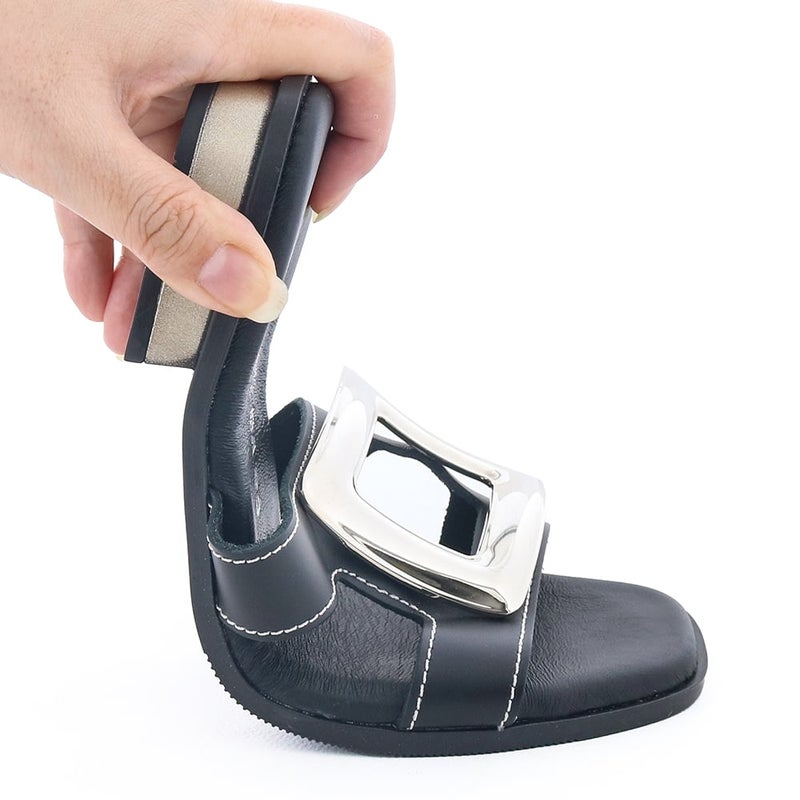 ソールの返りが良いので歩行もしやすくなっています