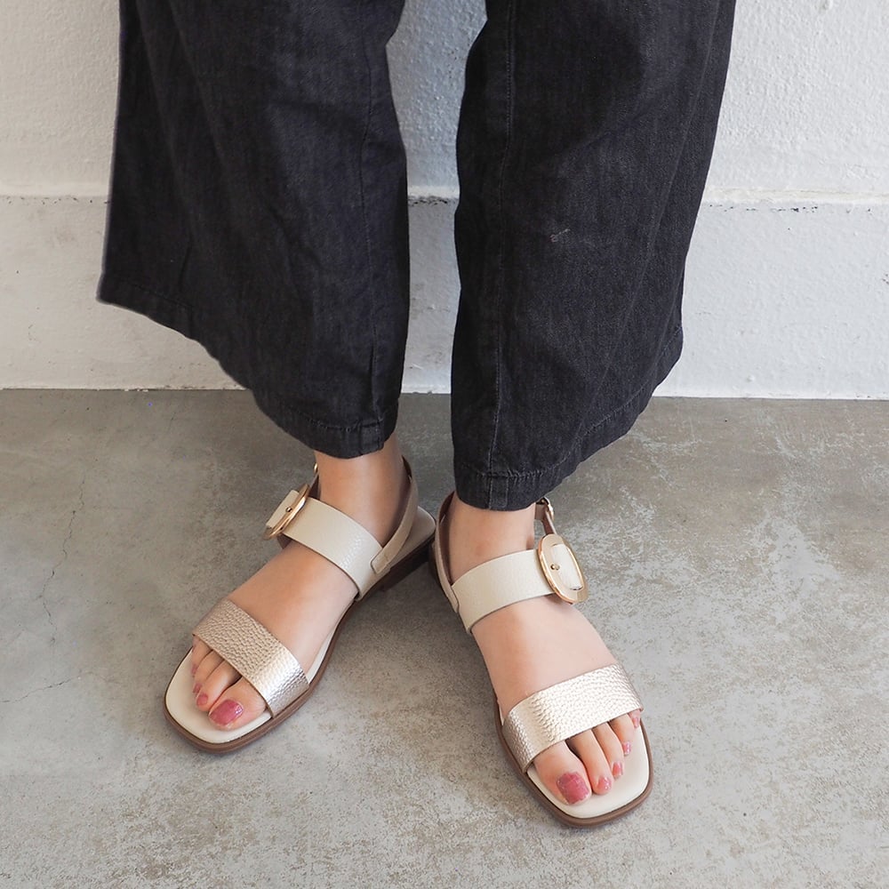 オフホワイトコンビ