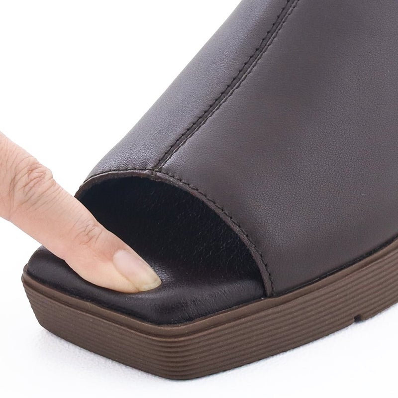 指先までふかふかのインソールが足をしっかり支えます