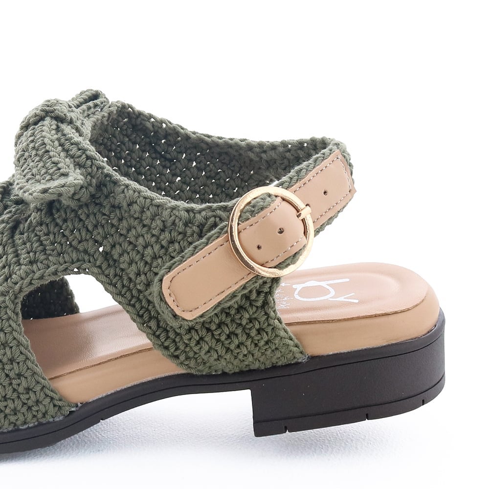 ヒールの高さ：約3.5cm