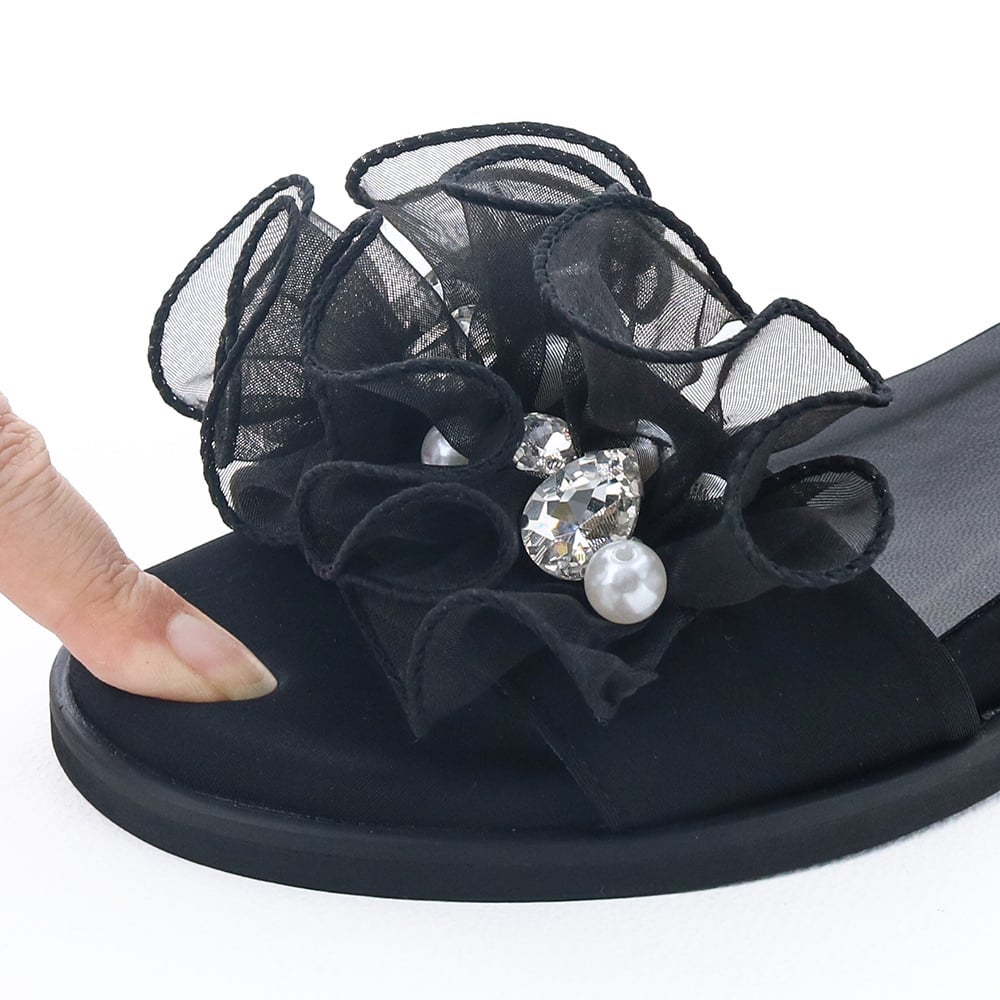 指先までしっかりクッションが効いているので足裏が痛くなりにくい