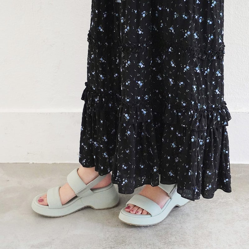 ライトグリーン