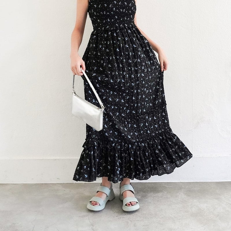 ライトグリーン