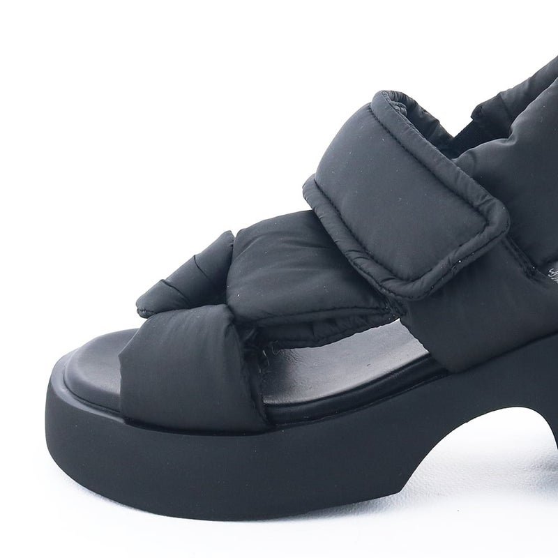 前底の厚さ：約3.0cm