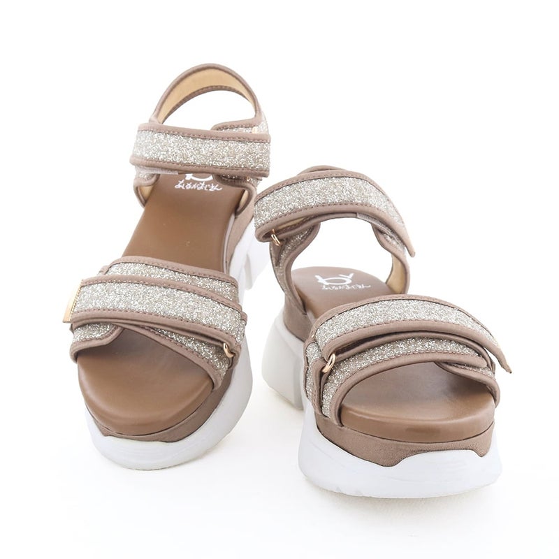 履きやすさと可愛さの両方を叶えてくれる欲張りな一足です