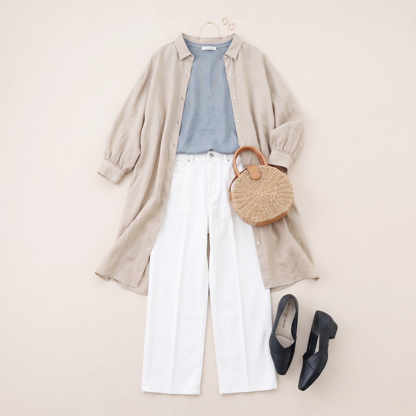 オフィスカジュアルコーデに