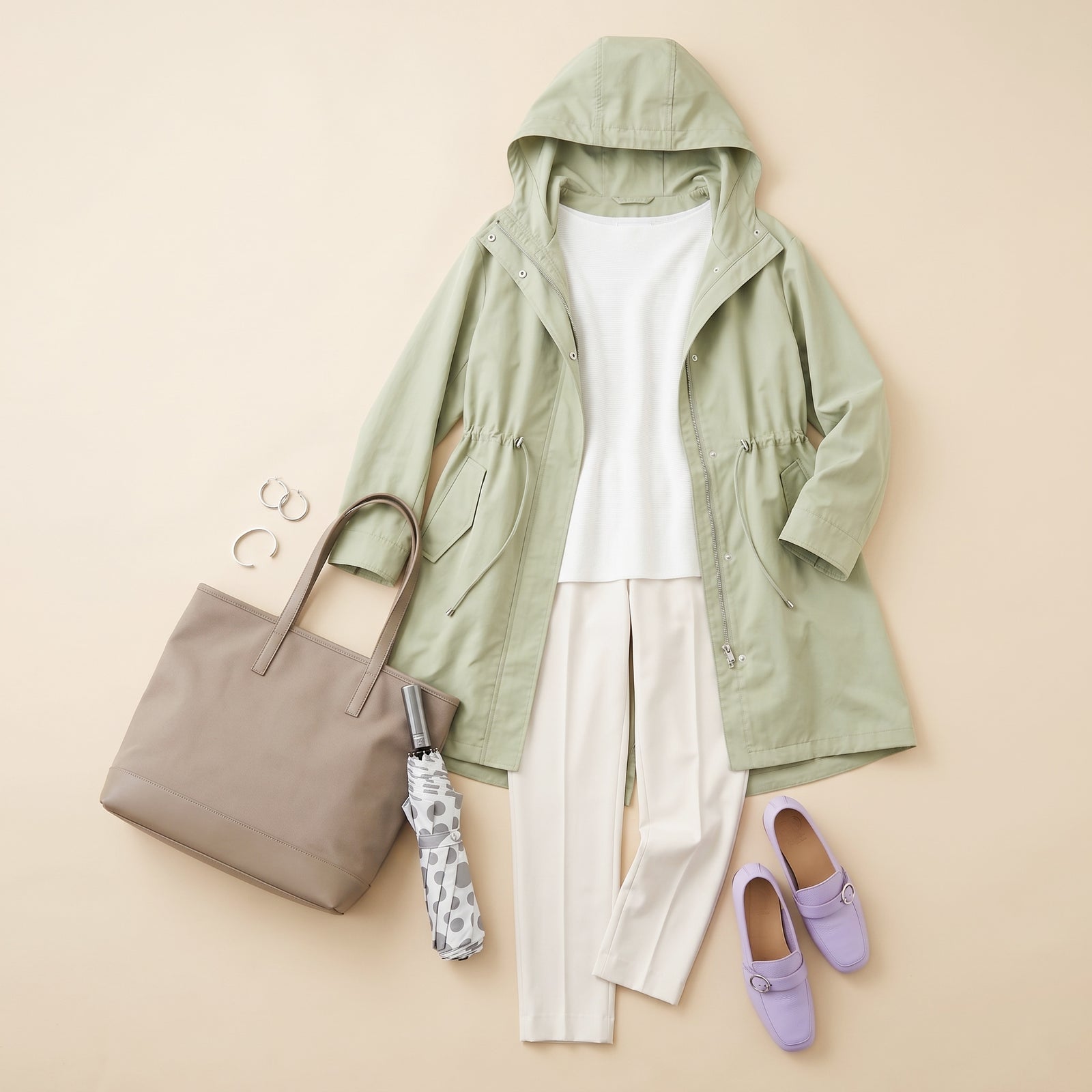 いつものコーデの差し色に