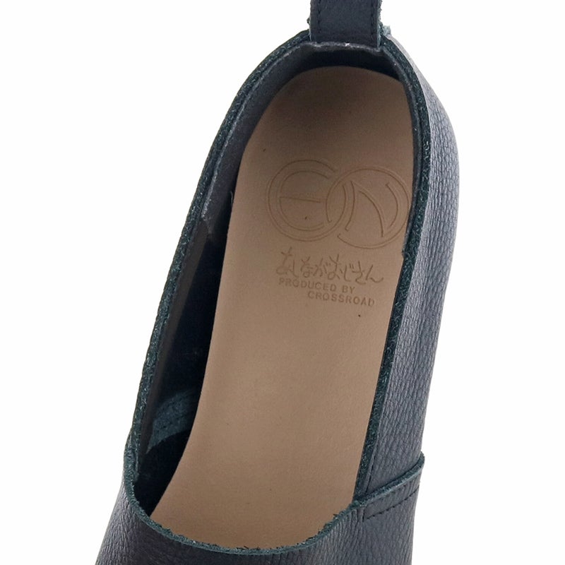 スポンジ入りでぺたんこでも楽ちん