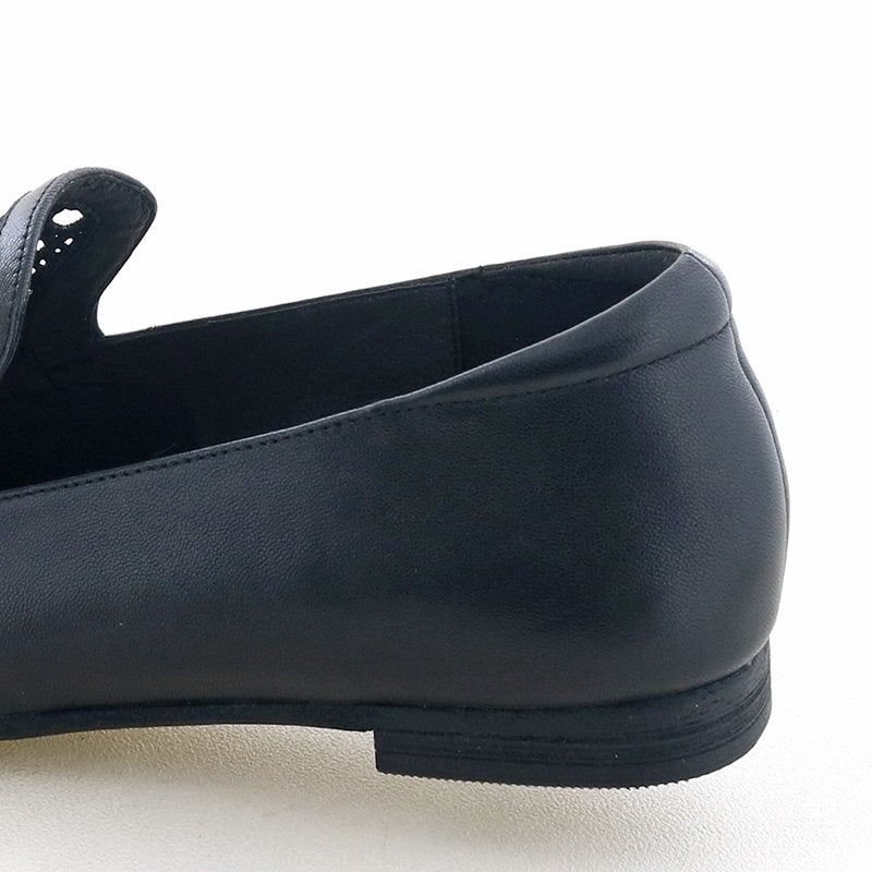 ヒールの高さ：約1.0cm