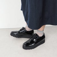 ブラックエナメル