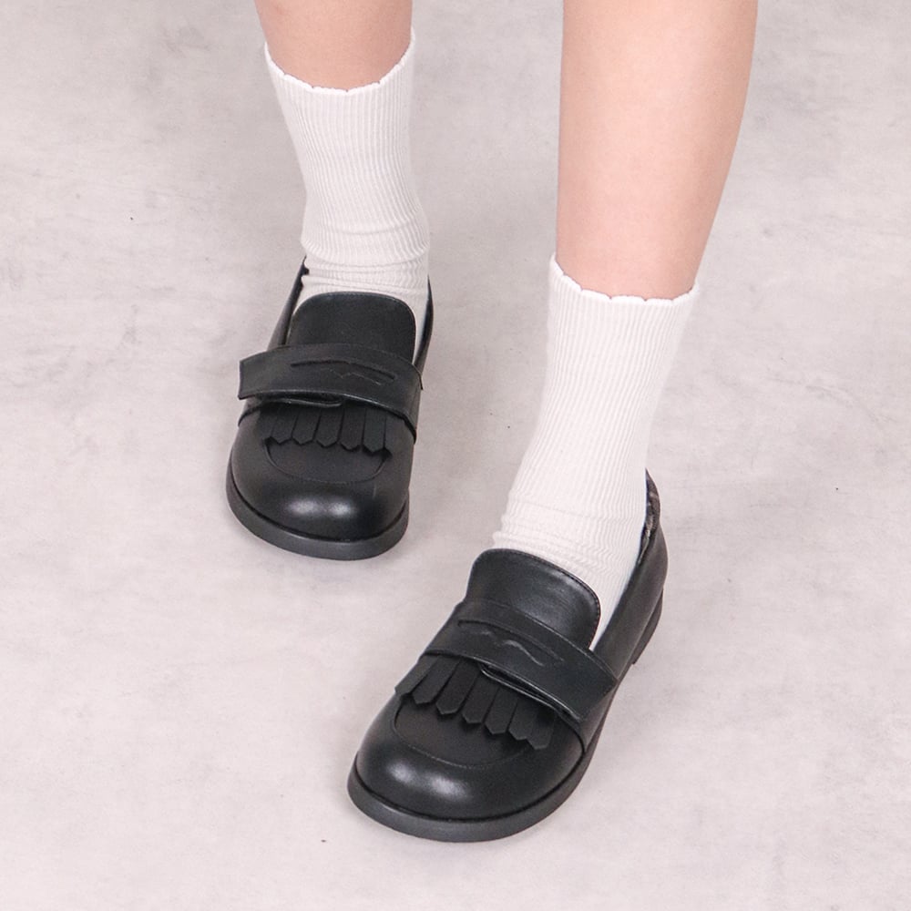 ブラック