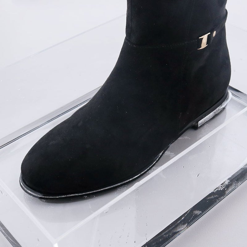 水深2.5cm×2時間の浸水テストをクリアしています　※完全防水ではありません