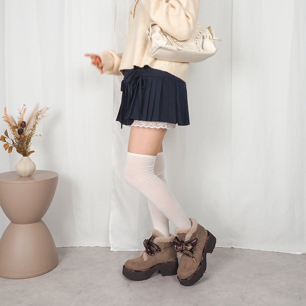 グレージュ