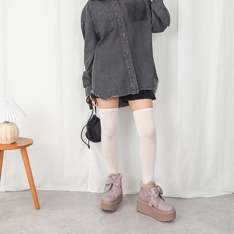 ピンク